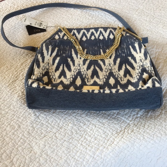 Purse - Picture 1 of 5
